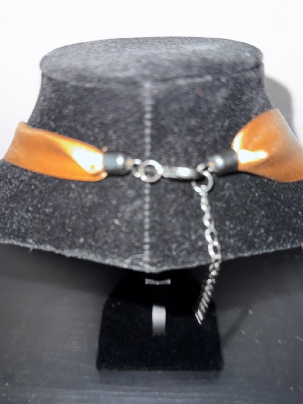AKA MYSTIQUE Citrine Tone Statement Necklace - NWT - Picture 5 of 5